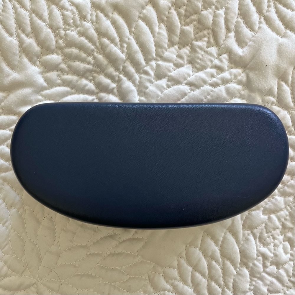 *SALE* Lucky Brand Glasses Case - Picture 8 of 8